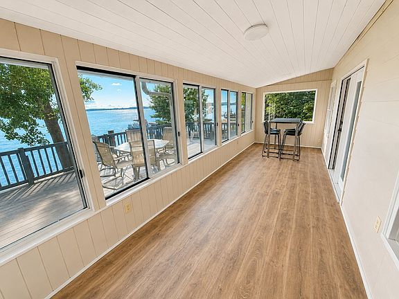 5th image of 118 Willow Point Dr