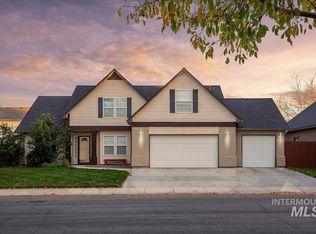 2690 N Rough Stone Way, Meridian, ID 83646