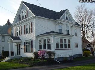 414 State St, Conneaut, OH 44030