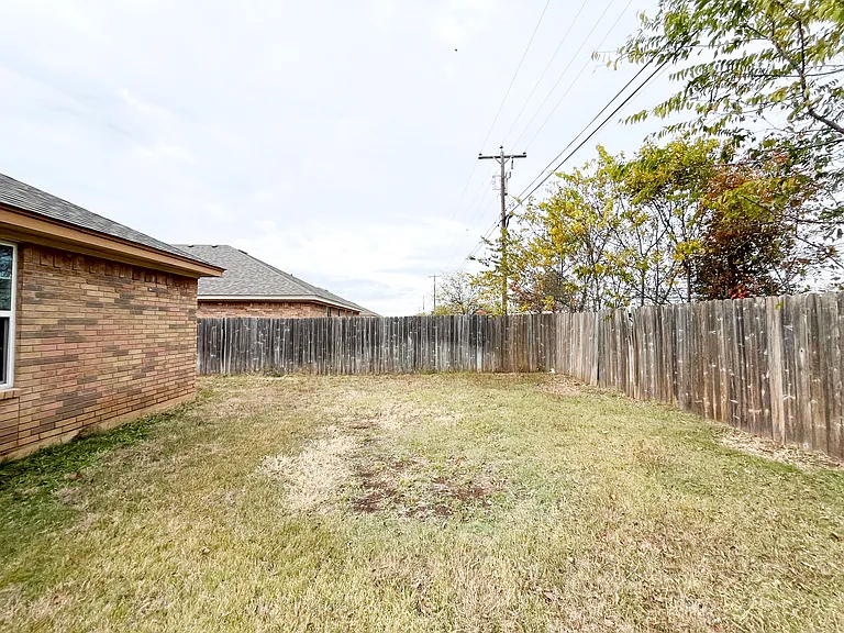 1213 Cinch Dr #A — Photo 33