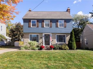 2783 Hampton Rd, Rocky River, OH 44116