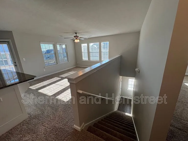 752 Tarvin Cir #752 — Photo 3