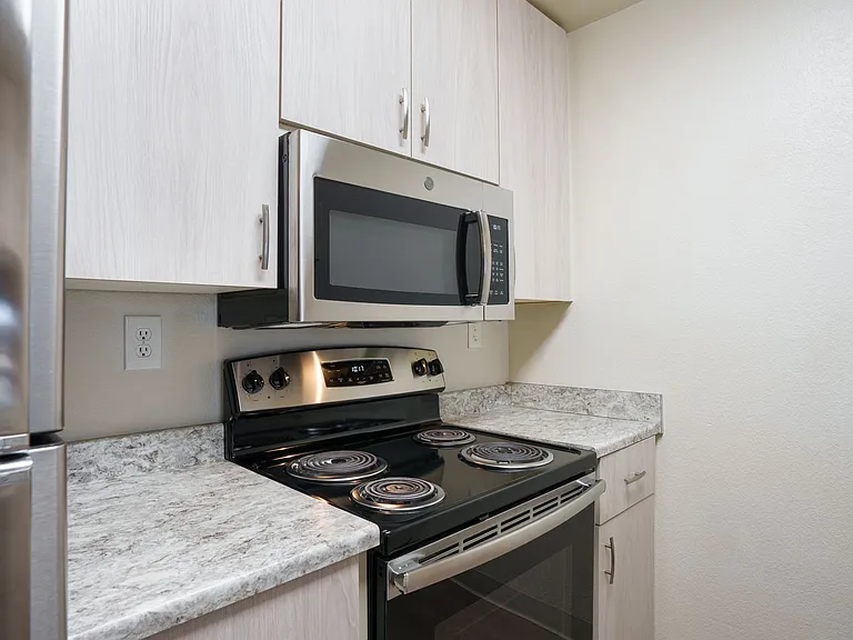 WOODSIDE — Photo 2