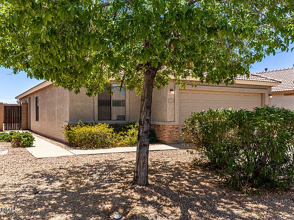 3rd image of 11313 W PINEHOLLOW Drive