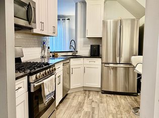 2706 Lighthouse Ln, Parlin, NJ 08859