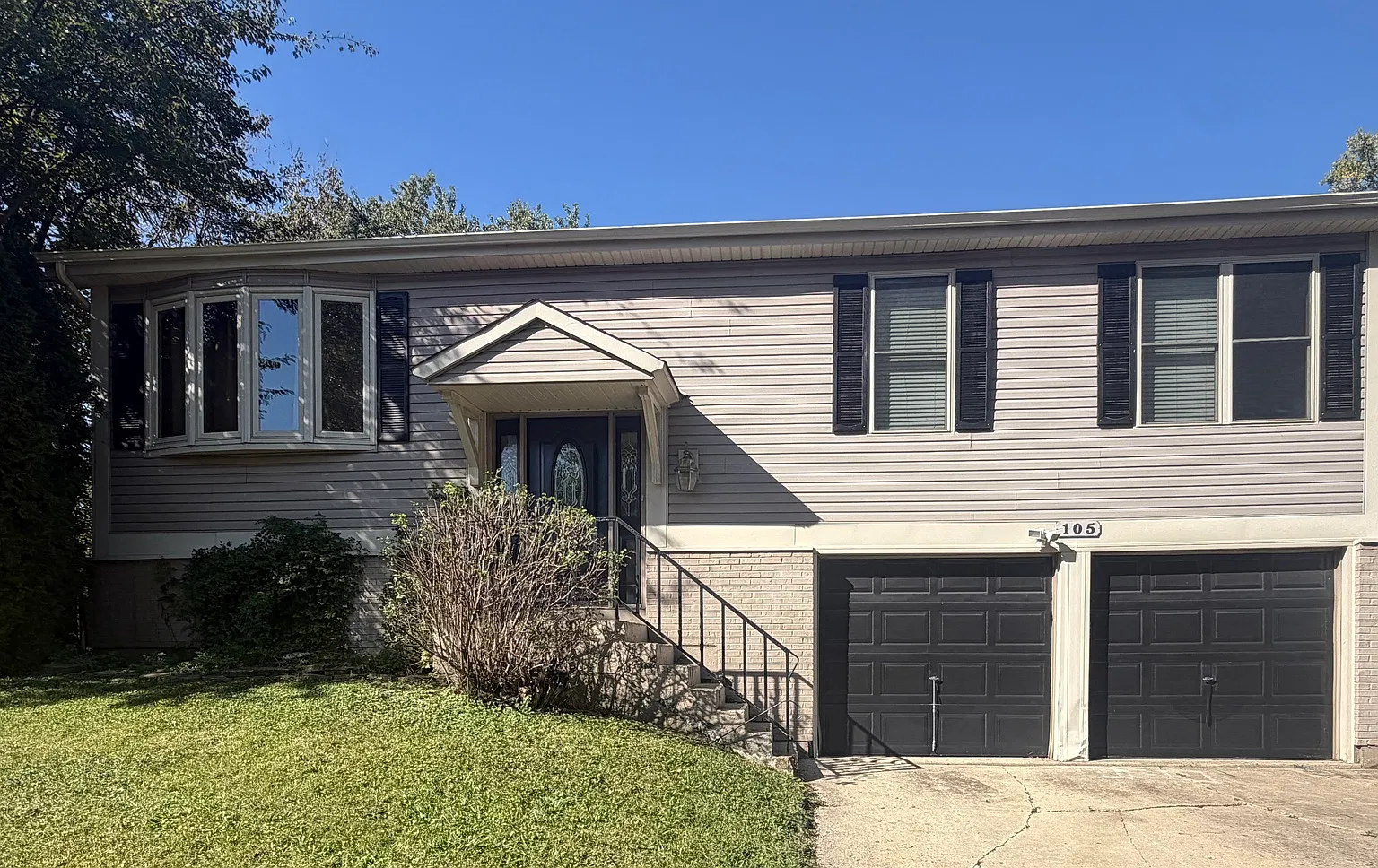 4 bed, 2000 sqft, $2,750 — Photo 1