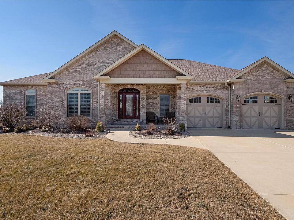62 Woodcrest Dr Bethalto IL Zillow