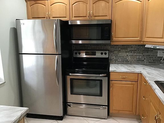 3rd image of 7500 NW 1st Street #206