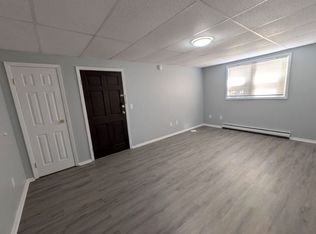14 Elward Rd #4, Troy, NY 12180