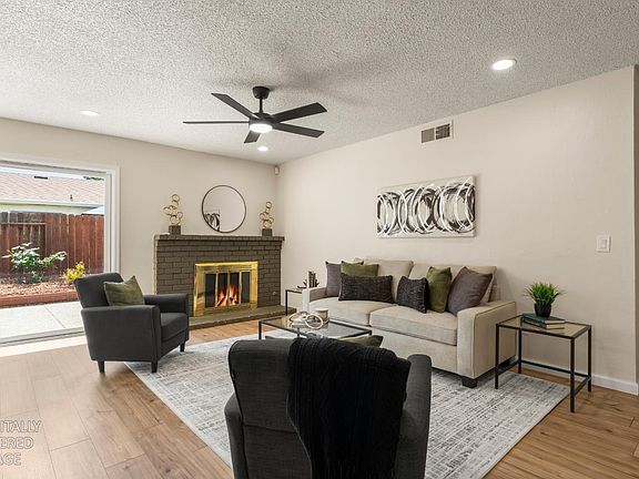 4th image of 4064 Birchgrove Way
