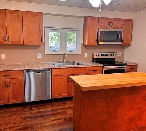 3rd image of 28 Gooding St #1