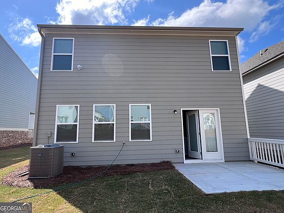3rd image of 53 Briarwood Dr E