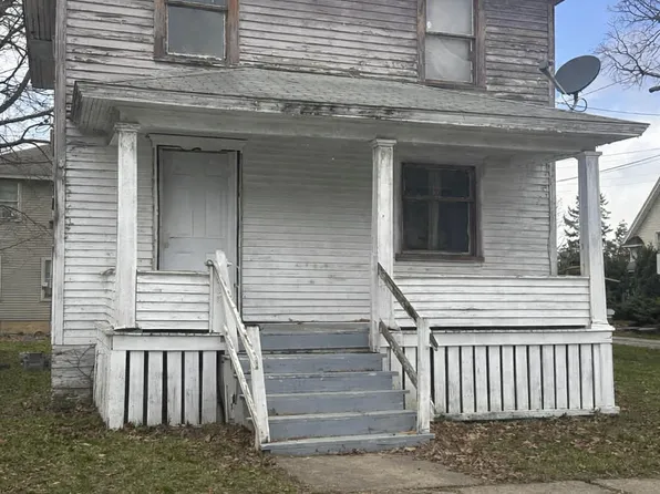 505 Bidwell St, Albion, MI 49224