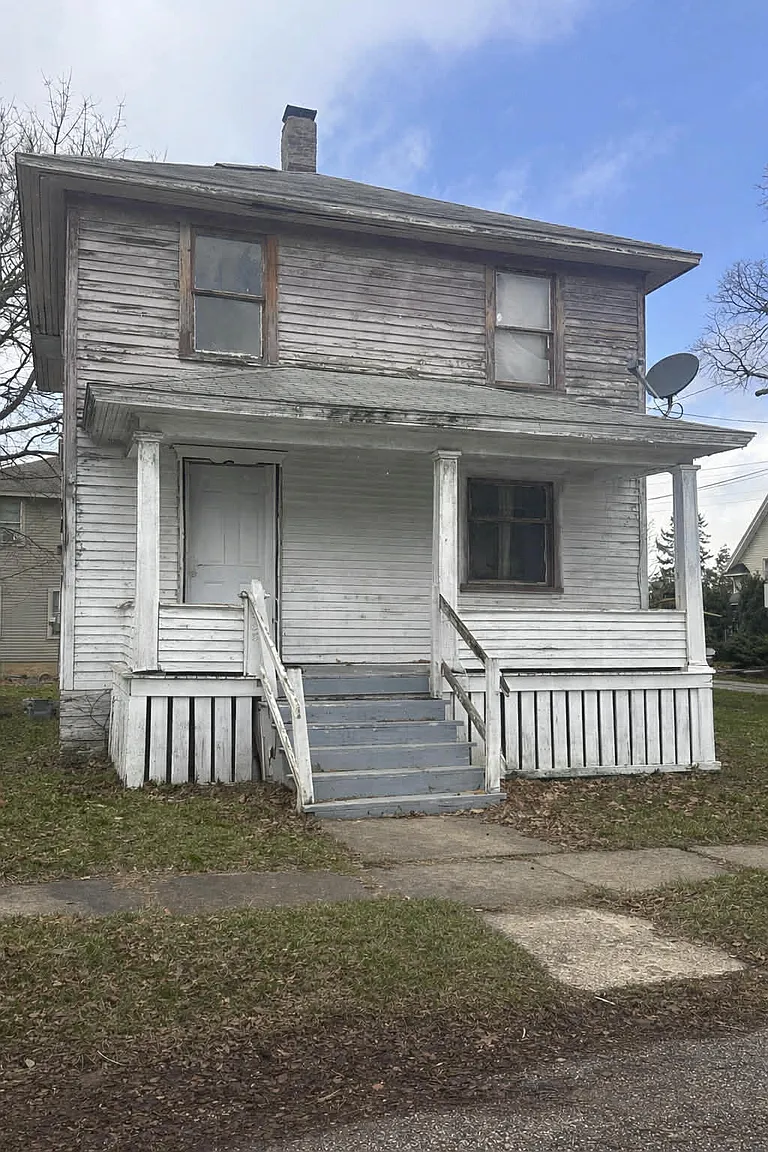 505 Bidwell St photo 1