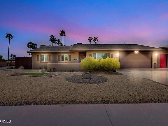 5th image of 2325 E Balboa Dr