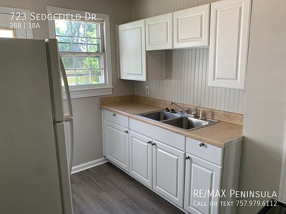 4th image of 723 Sedgefield Dr