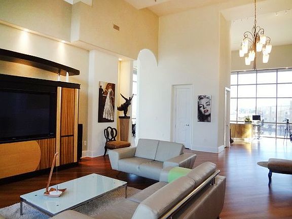 4th image of 600 Admiral Blvd APT 408