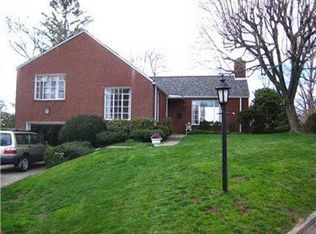 4 Panama Lodge Dr, Pittsburgh, PA 15227