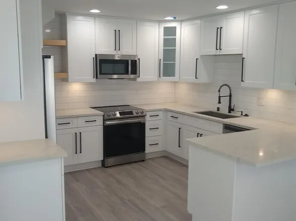 3071 Cowley Way Unit 16, San Diego, CA 92117