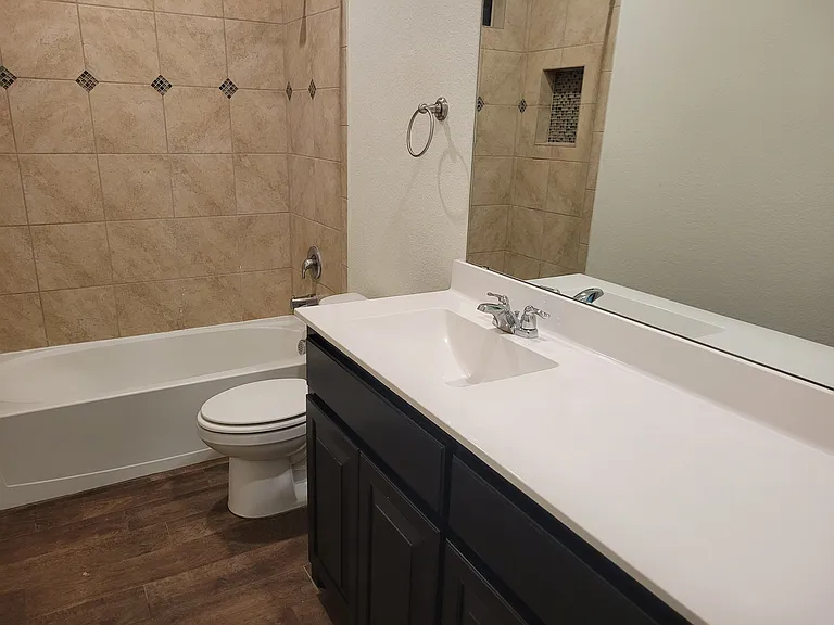 519 Heartland Dr — Photo 13