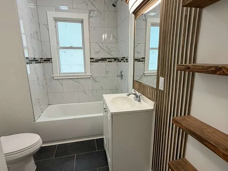 33 Marion St #1 — Photo 10