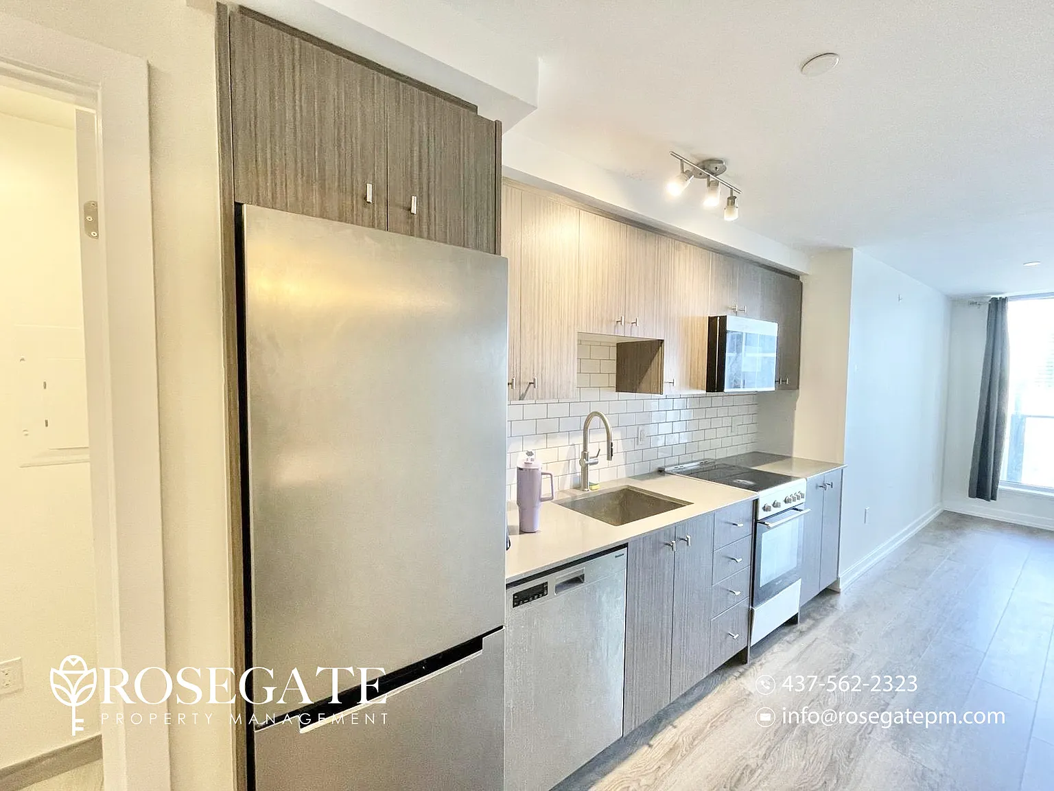 15 Wellington Street South Kitchener — Photo 2