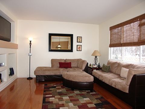 2nd image of 118 Remington Dr