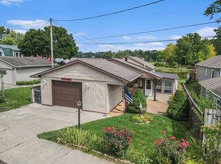 51765 Easy St, Paw Paw, MI