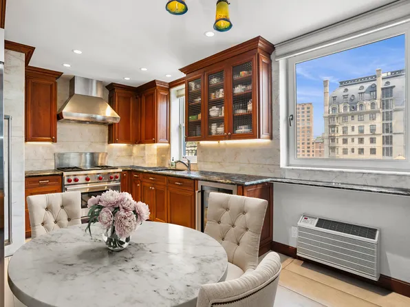 290 West End Avenue image 4 of 9