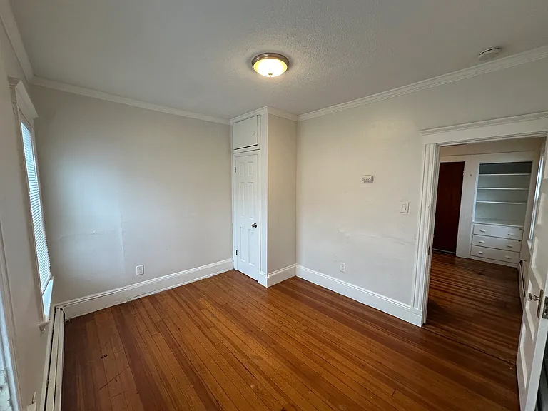 765 Broadway #6 — Photo 12