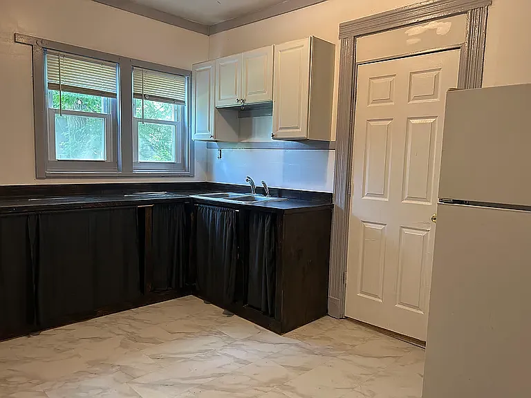 147 Emerson St #147 — Photo 8