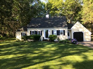 78 Beechwood St, Cohasset, MA 02025