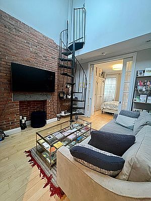 2nd image of 37 Avenue B #5
