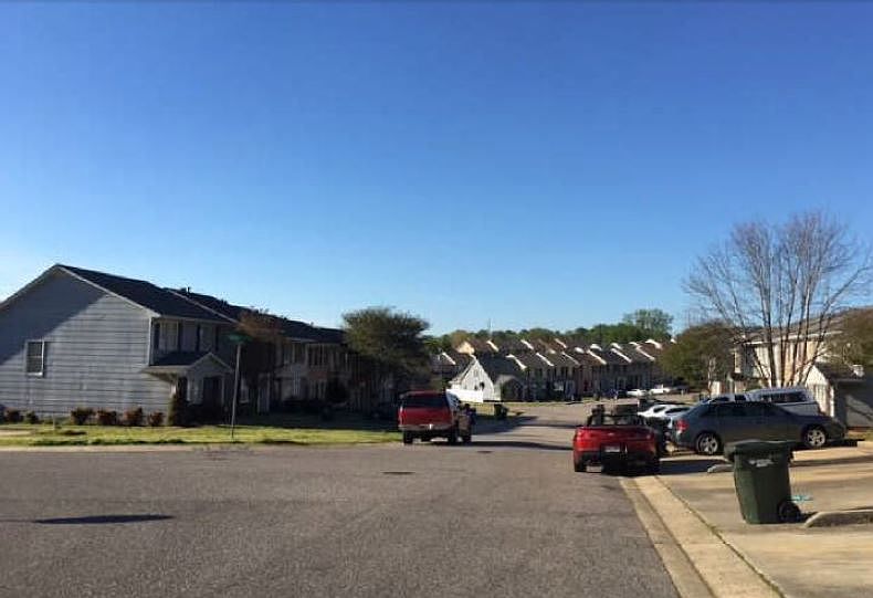 2nd image of 4768 Cheshire Cir