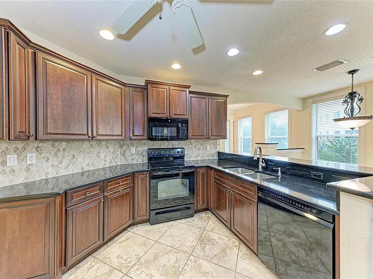 5200 Manorwood Dr #2D — Photo 17