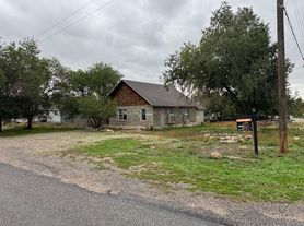 295 E 300 S, Manti, UT