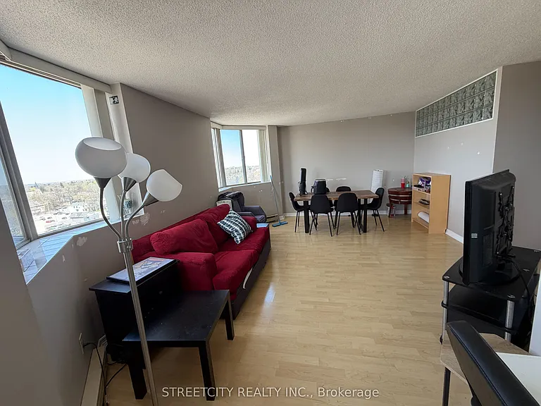 695 Richmond St #1307 — Photo 5