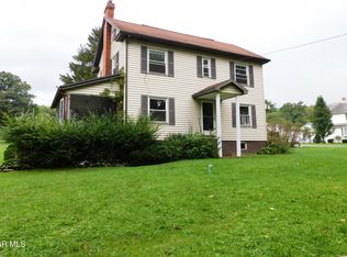 104 2nd St, Flinton, PA 16640