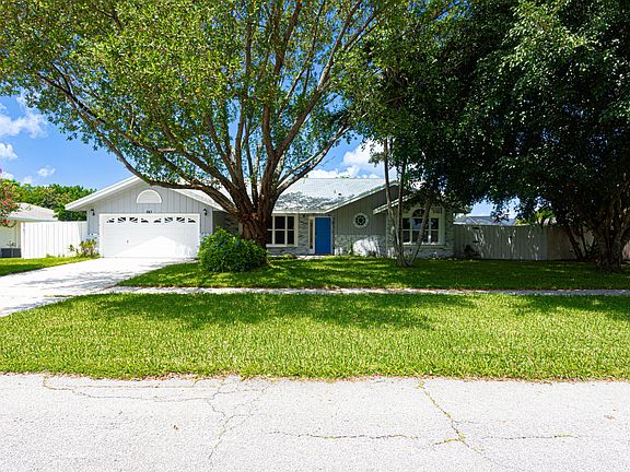 2nd image of 843 Azalea Drive