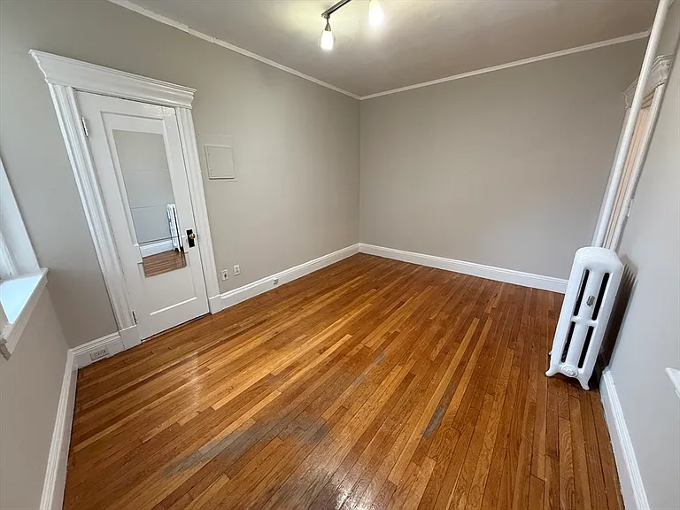69 Park Dr #10 — Photo 3