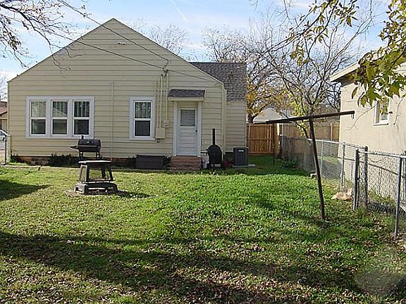 3rd image of 1343 Vine St