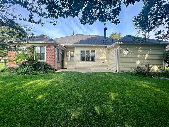 4th image of 1317 Temple Ct
