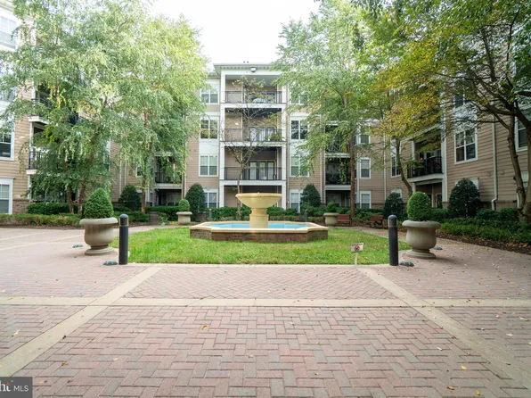 501 Hungerford Dr APT 463, Rockville, MD 20850