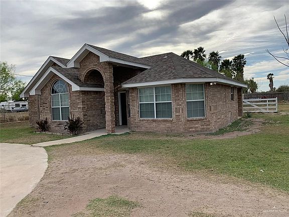 2nd image of 17915 Washington Palm Dr