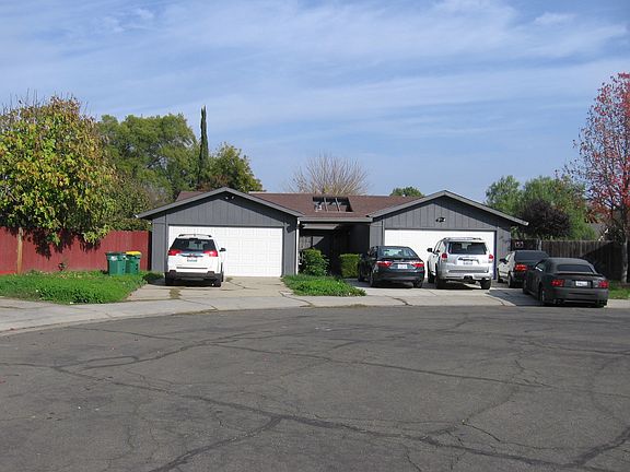 3rd image of 1041 Princess Dr