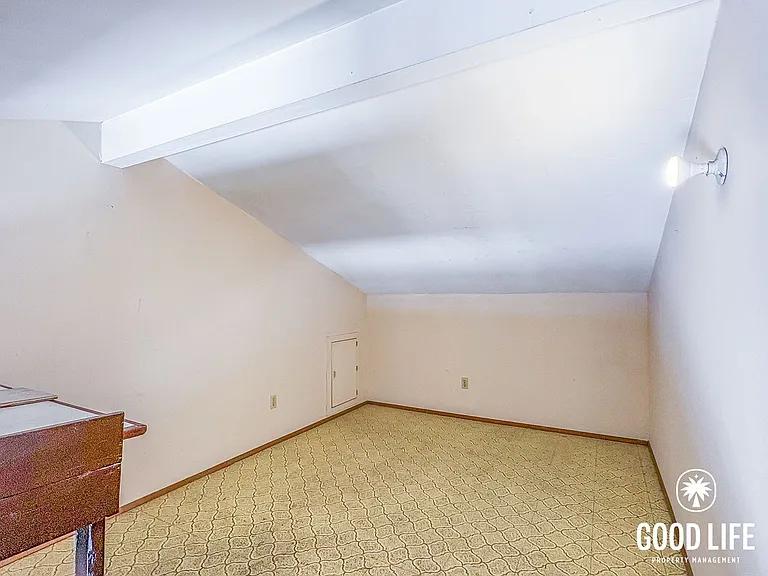 4711 Amberwood Ct — Photo 15