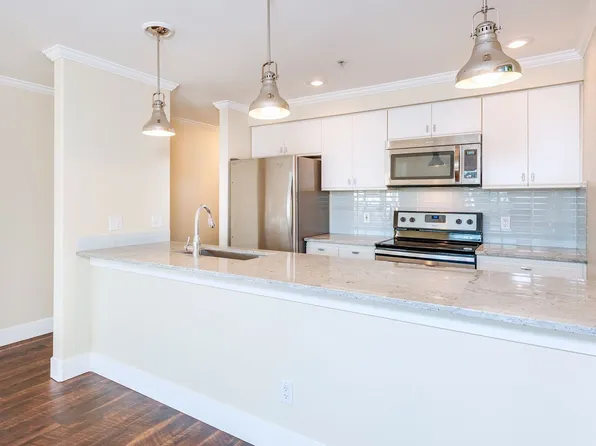 Ballard Views, 5317 22nd Ave NW APT 201, Seattle, WA 98107