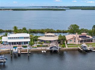 5782 Westshore Dr, New Pt Richey, FL 34652