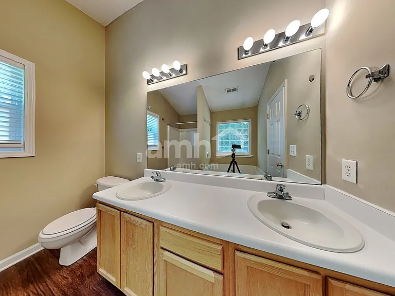 213 Fiddlers Knoll Ct — Photo 11