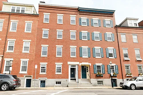 10 Adams St #1 Photo 1